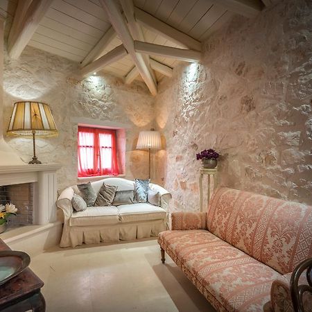 Adrieli Houses アギオス・ニコラオス エクステリア 写真
